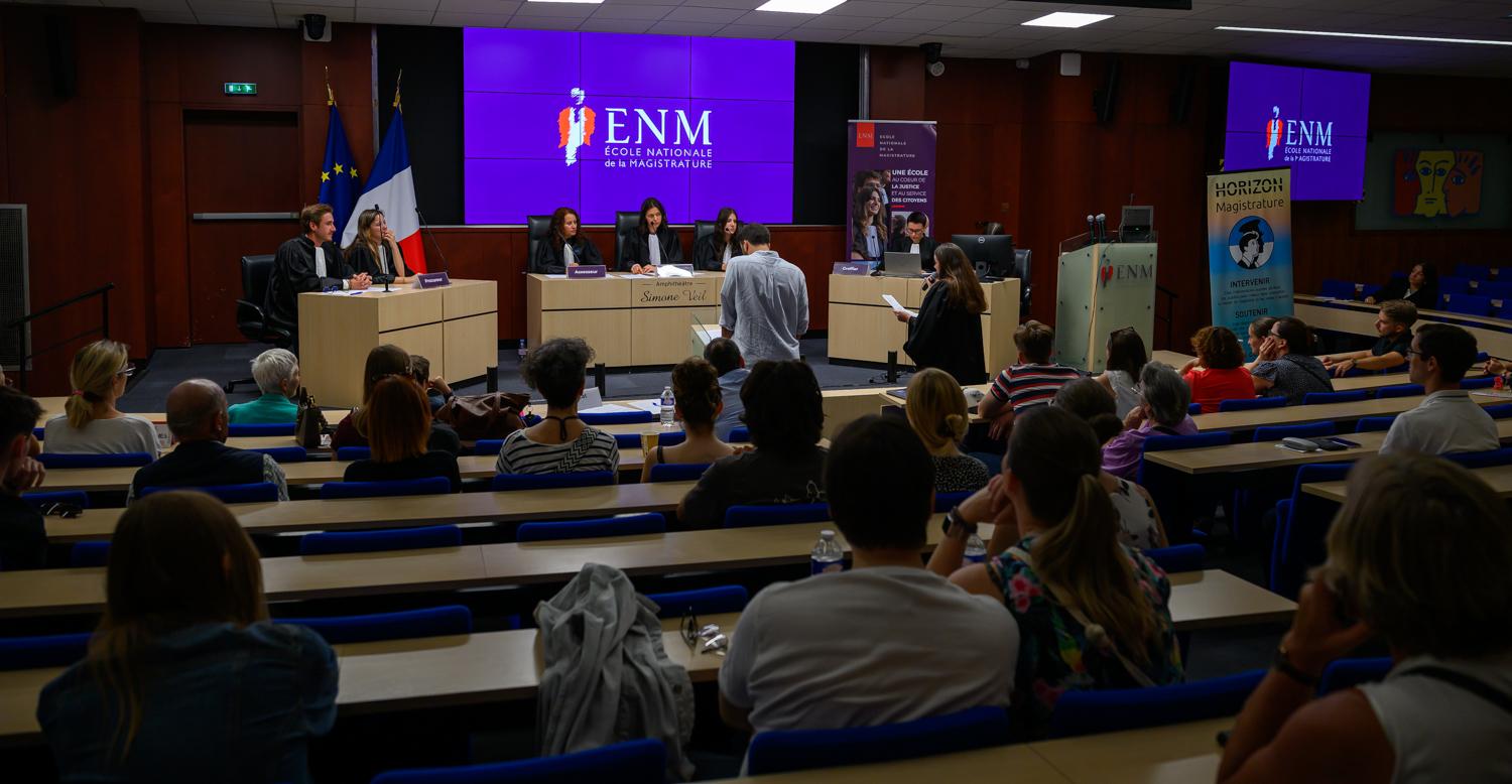 Simulation d'audience proposée par les élèves magistrats de l'association Horizon Magistrature