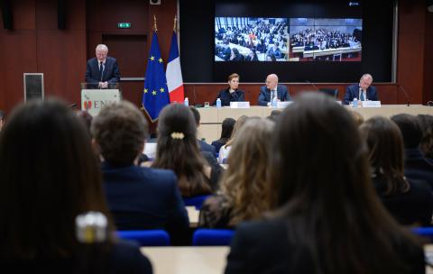 Prestation de serment dans l'amphi Simone Veille